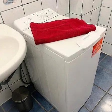 *monteurwohnung* Bahnhof Apartamento *